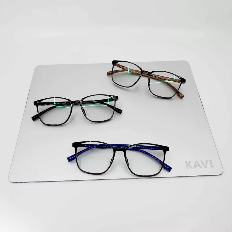 Kính Dẻo Chống Ánh Sáng Xanh: Bảo Vệ Mắt Toàn Diện Trong Thời Đại Số 19 anh 3 kinh s6