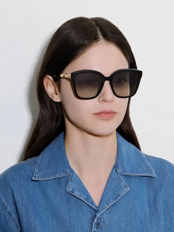 Kính Oversized 