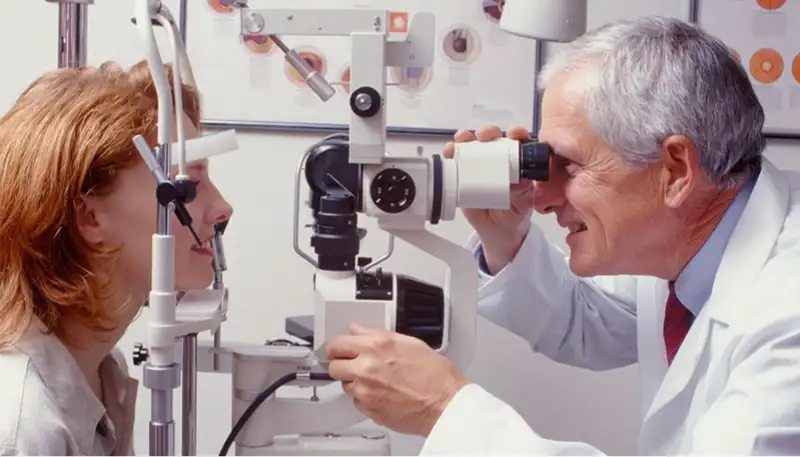 Cửa Hàng Kính Chống Ánh Sáng Xanh Uy Tín: Bảo Vệ Đôi Mắt Khỏi Tác Hại Công Nghệ 14 Cua hang kinh chong anh sang xanh 4