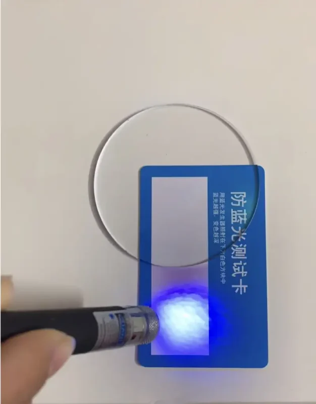 Phân Biệt Kính Chống Ánh Sáng Xanh Thật Giả: Hướng Dẫn Chi Tiết A-Z 12 Phan biet kinh chong anh sang xanh that gia