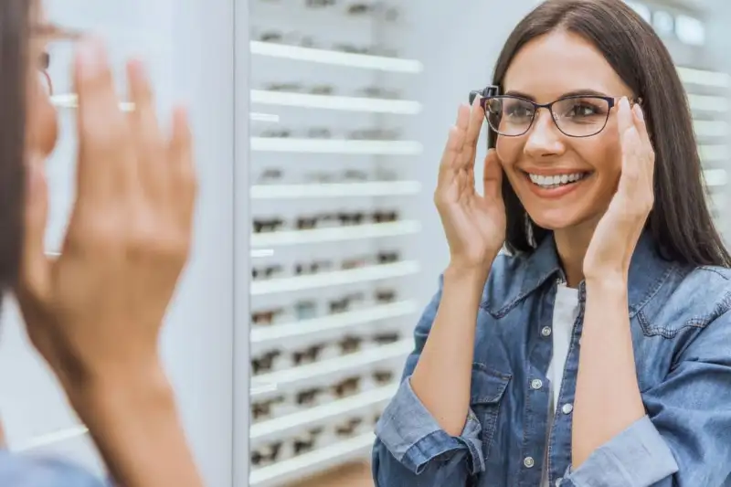 Tu van chon gong kinh phu hop tung khuon mat 9