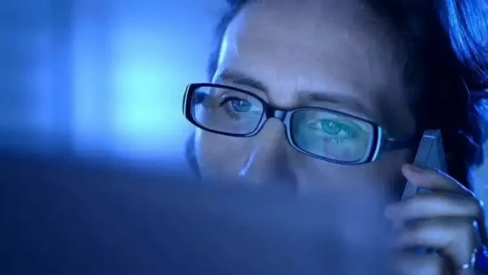 Các Loại Tròng Kính Chống Ánh Sáng Xanh: Bảng So Sánh, Đánh Giá Và Tư Vấn Chọn Lựa 10 Cac loai trong kinh chong anh sang xanh 10