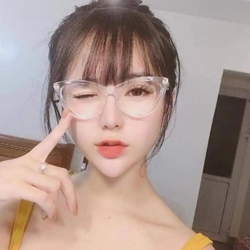 Kinh gong trong suot 3