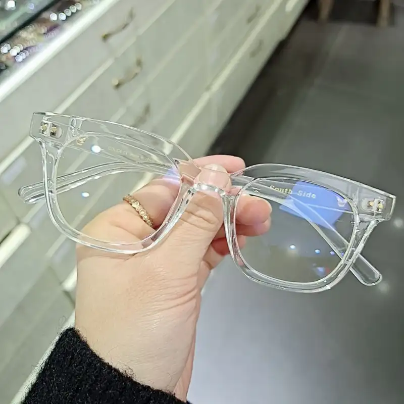 Kinh gong trong suot 4