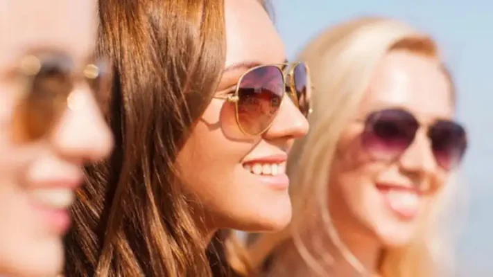 Kính Râm Phân Cực Là Gì? Giải Mã Công Nghệ Chống Chói 19 Kinh ram phan cuc 17