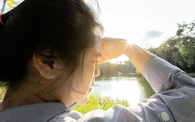 Kính Râm Phân Cực Là Gì? Giải Mã Công Nghệ Chống Chói 3 Kinh ram phan cuc la gi