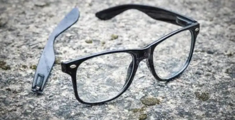 Sửa Chữa Gọng Kính Tại Nhà & Chuyên Nghiệp: Hướng Dẫn Chi Tiết A-Z 4 Sua chua gong kinh tai nha 3