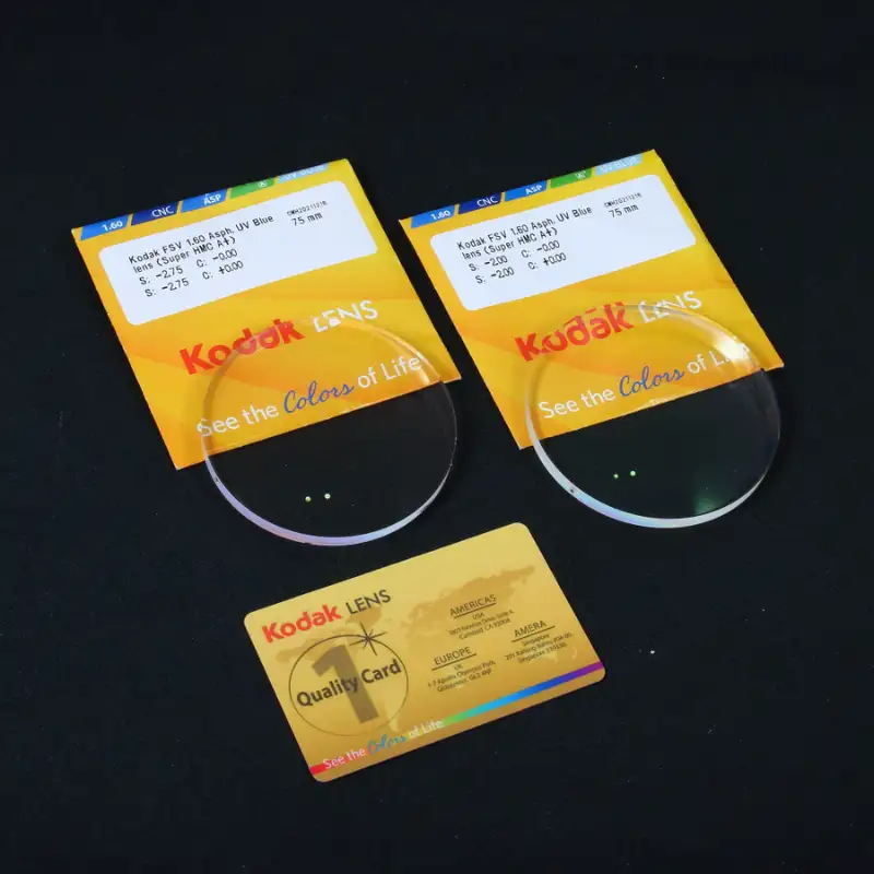 Tròng kính chống ánh sáng xanh, chống tia UV tốt gấp 6 lần tròng kính thông thường 10 trong kinh chong anh sang xanh chong uv tot gap 6 lan 3